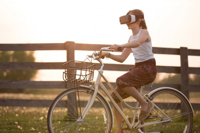 体験の共有ができなければ、VR業界の成長はない。人はソーシャルを必要とする