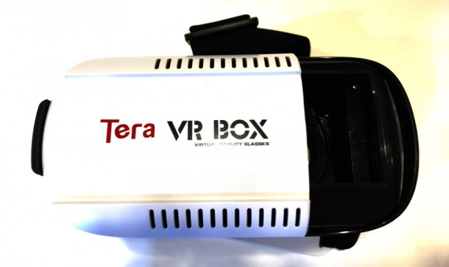 VRHMD,Tera® VRBOX,正面からのイメージ