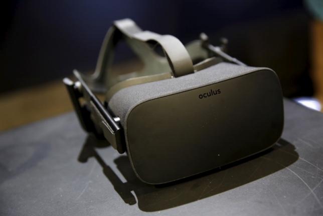 Oculusのイベントで展示されたVRヘッドセット