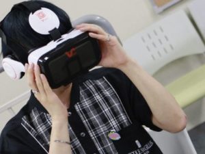VR