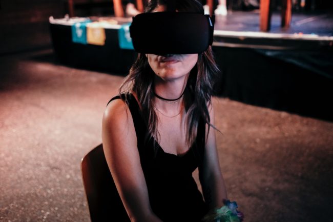 【今週のVRニュース一気読み】VRの「キラーコンテンツ」VRポルノ普及の鍵　他