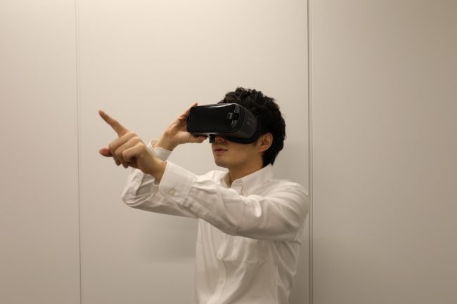 VR体験(イメージ）
