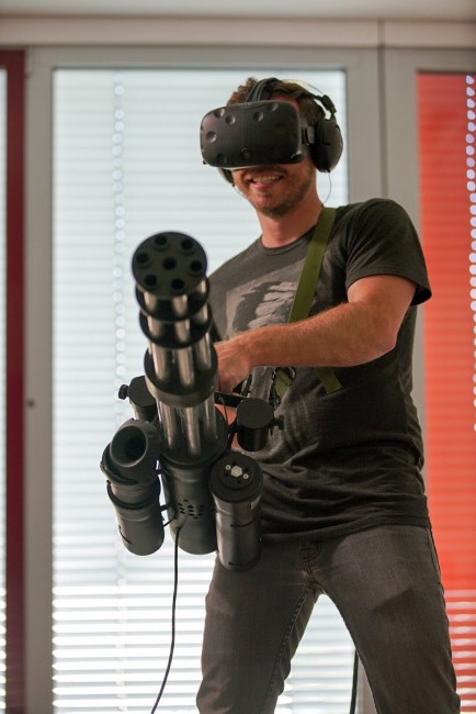 VR
