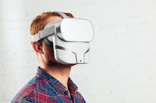 VR機器に装着するだけ！香りと触覚を再現するデバイス「Feelreal」が登場！
