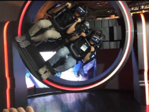体感型VRデバイス