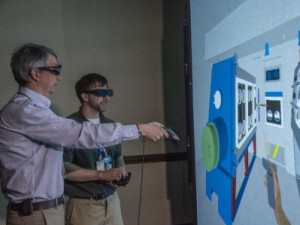 施設内部の様子をVRで把握する