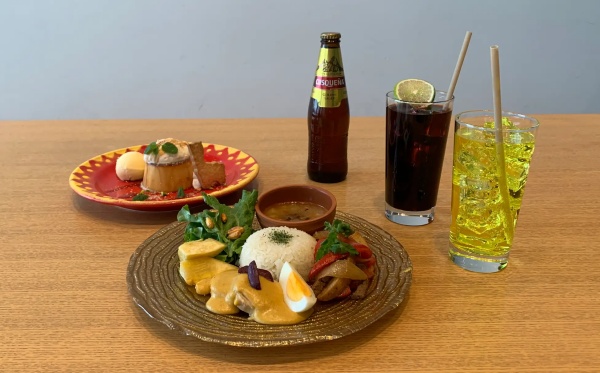 バレンタイン向けペアチケット＆カフェコラボも展開