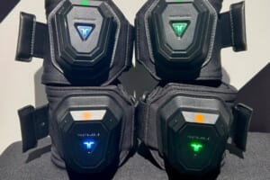 XRセンター福岡店の『マジックガーディアンズ』大型アップデート!腕用触覚デバイス導入!