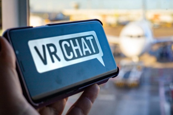 VRニュースイッキ見_VRChatのモバイルアプリが開発中！一足先にAndroid版がリリースへ