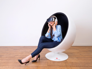 TELEPOD(ヘッドマウント(GearVR)と連動した振動チェア)