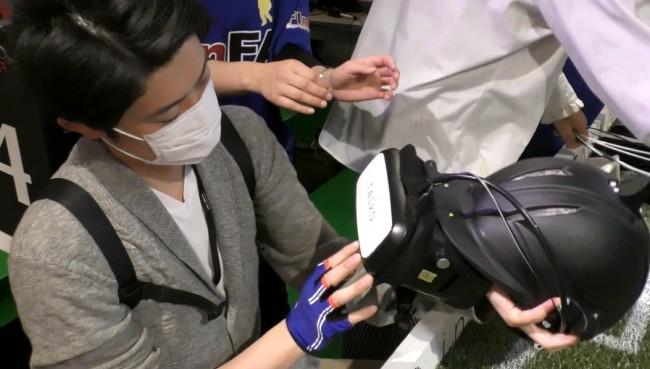 ヘッドセットはOculusではなくHASKO製