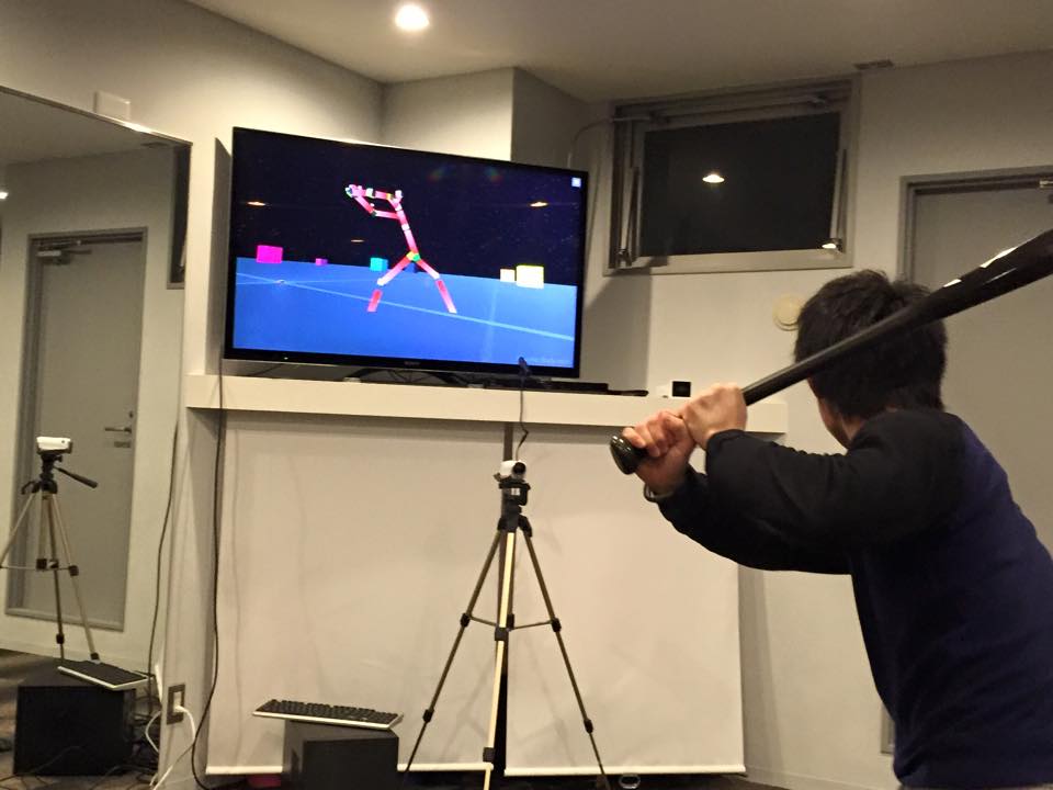 鏡に映して見ることができない角度からの確認が可能