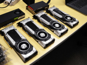 並べられたGPU