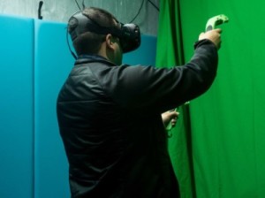 VRを体験する様子